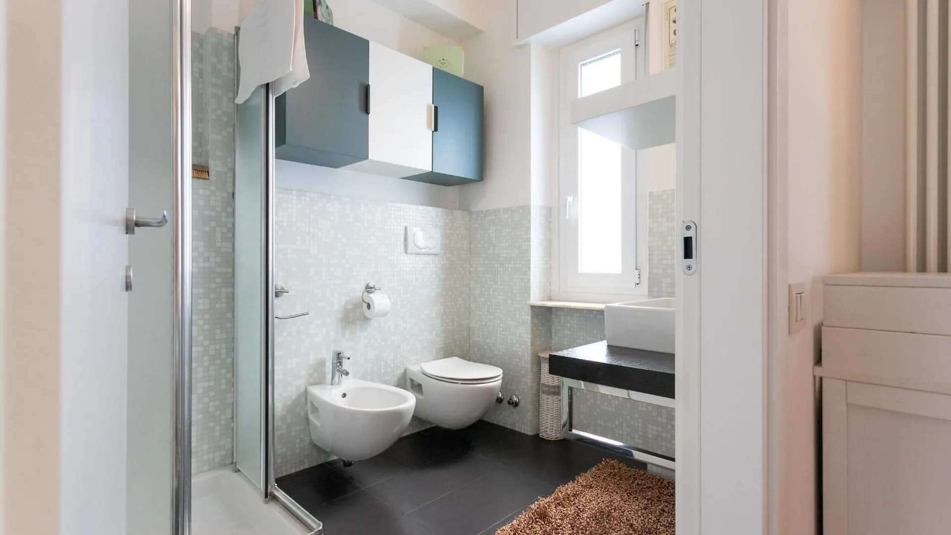 Caracciolo Sempione Fiera By Halldis Milan Apartment