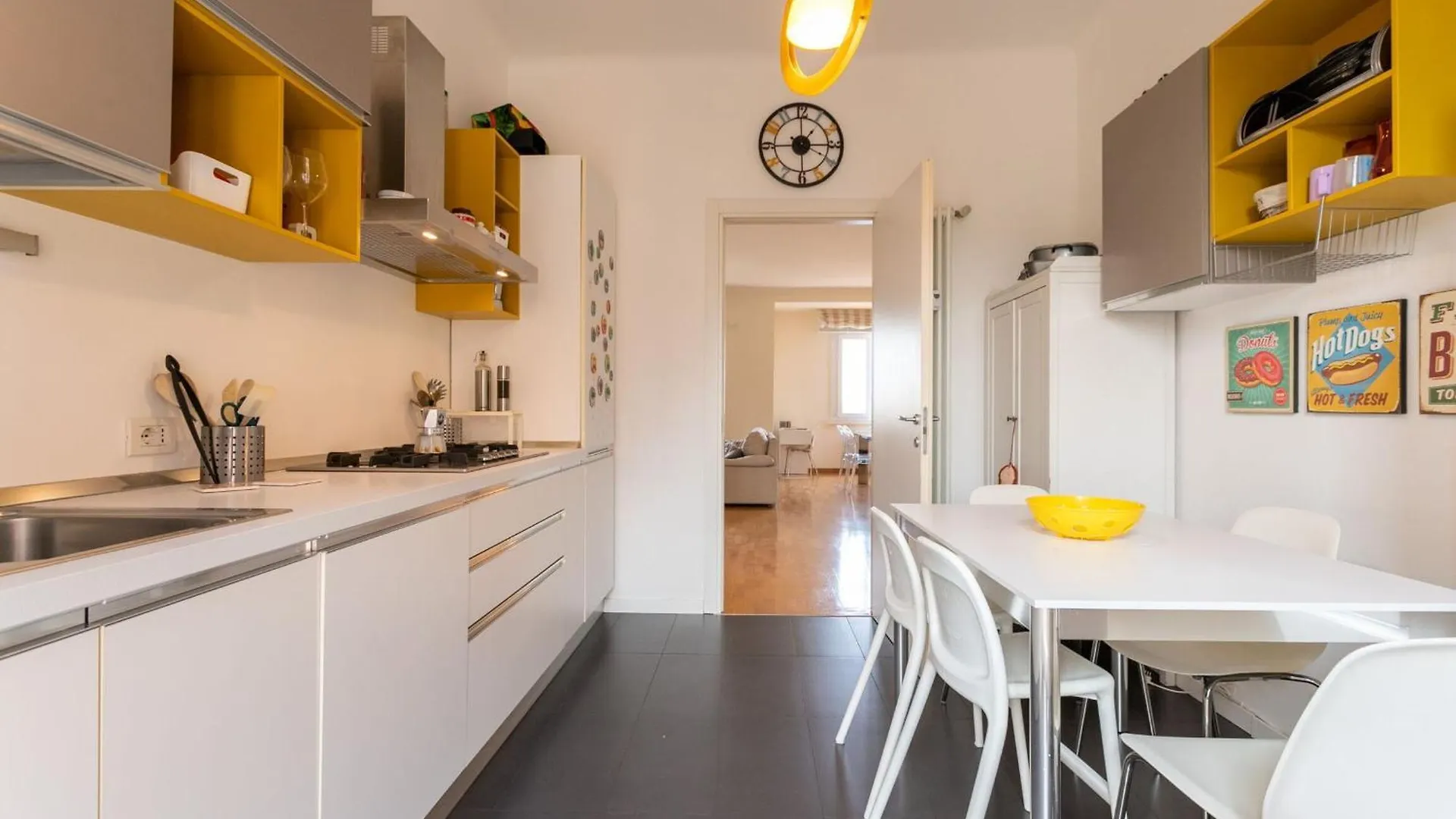 Apartment Caracciolo Sempione Fiera By Halldis Milan Italy